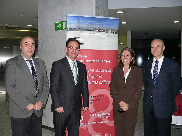 Palacios considera esencial la colaboración entre administraciones para garantizar la seguridad en los centros sanitarios - 1, Foto 1