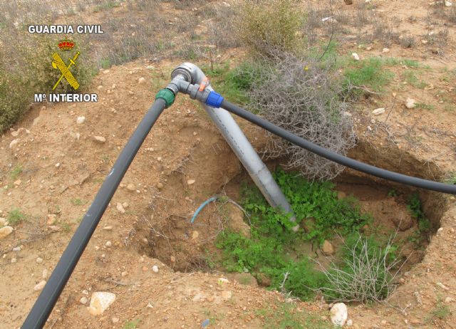 La Guardia Civil desmantela una planta clandestina de extracción y desalobración de aguas subterraneas - 2, Foto 2