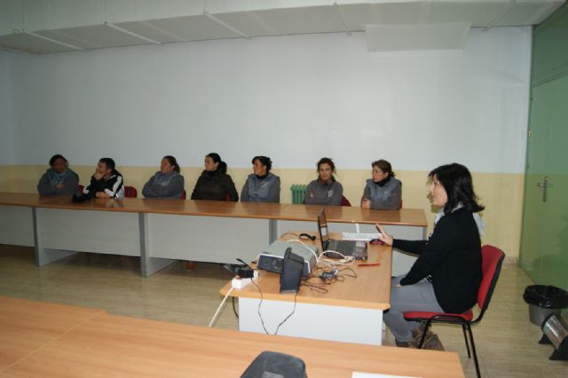Charla del SEF a los alumnos del Taller de Empleo Los Cantos - 1, Foto 1