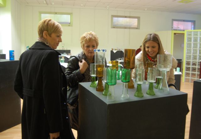 El vidrio reutilizado se hace arte en Las Torres de Cotillas en Cristanible - 3, Foto 3