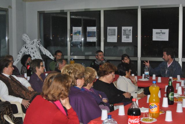 Jerónimo Tristante se reunió con sus lectores para cerrar Un libro, una ciudad 2012 que escogió su novela 1969 - 2, Foto 2