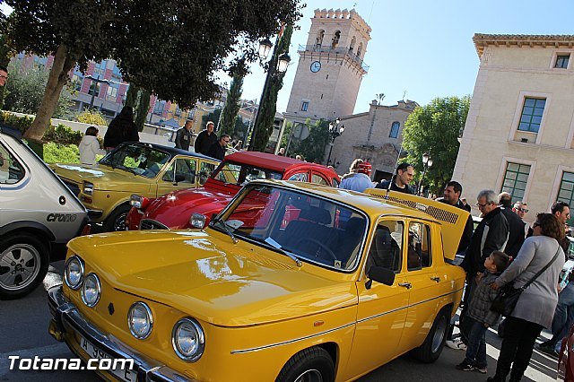 La VIII Concentración de Vehículos Clásicos de Totana se convierte ya en un clásico en el programa de actividades de las fiestas de Santa Eulalia - 1, Foto 1