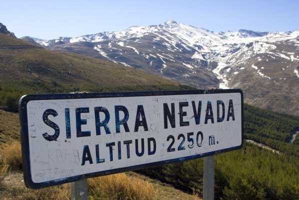 Trineo ruso, bici-ski y toboganes deslizantes en Sierra Nevada con el Programa T-LA - 1, Foto 1