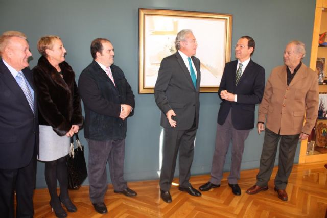 El Club Taurino entrega la Medalla de Oro al Alcalde en reconocimiento a su apoyo y colaboración - 2, Foto 2