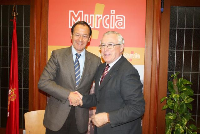 La Universidad de Murcia facilita al Ayuntamiento las herramientas informáticas necesarias para desarrollar la Administración Electrónica - 1, Foto 1