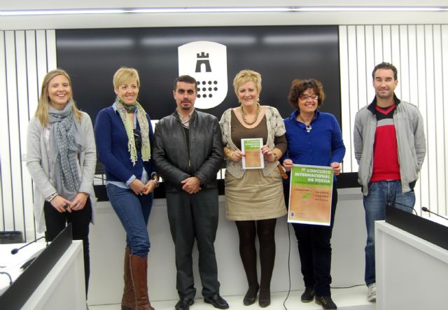 El IV Certamen de Poesía Internacional Carmen Montero de Las Torres de Cotillas concederá 500 euros al ganador - 1, Foto 1