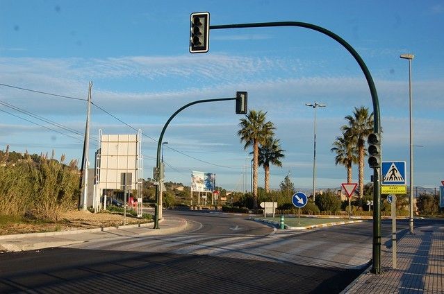 Alguazas mejora la seguridad vial estrenando semáforo en el tramo urbano de la Carretera de Ceutí - 2, Foto 2