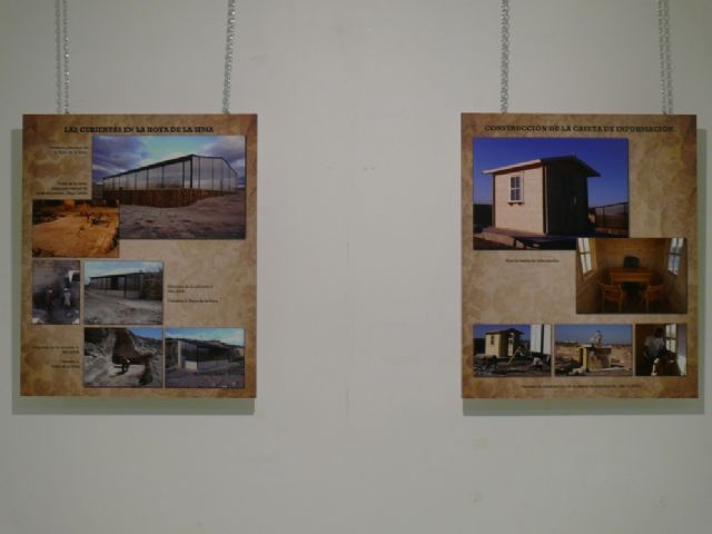 Inaugurada la exposición del XV Aniversario del Yacimiento Paleontológico de la Hoya de la Sima - 1, Foto 1