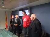 Cultura y Turismo, junto al UCAM CB Murcia, organiza una recogida de juguetes para Critas