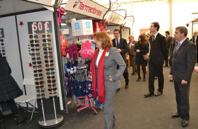 La I Feria Navideña arranca con importantes descuentos en más de 50 establecimientos - 3, Foto 3