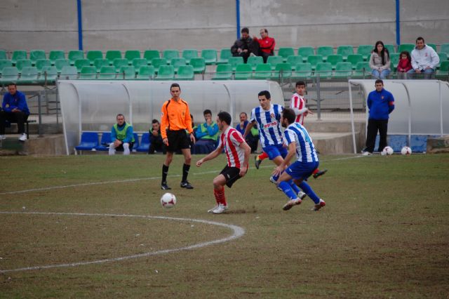 El Águilas derriba a un gran bullense - 1, Foto 1