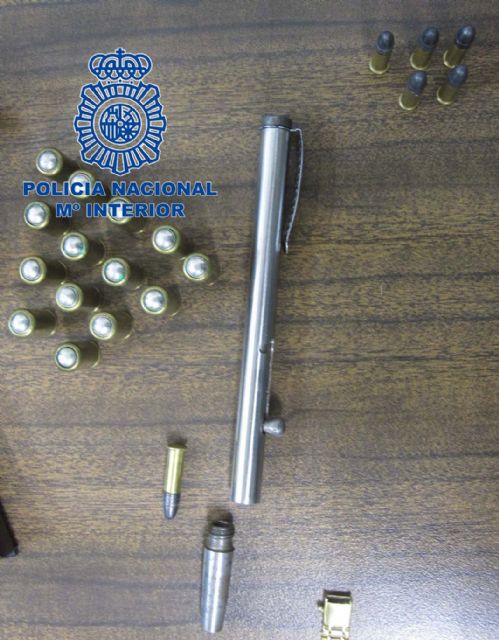 La Policía Nacional detiene en Beniaján a un vecino del municipio al que se le intervienen diversas cantidades de droga y armas - 1, Foto 1