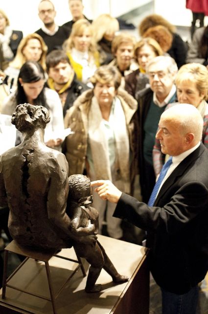 González Beltrán guía su exposición en el Teatro Romano - 2, Foto 2