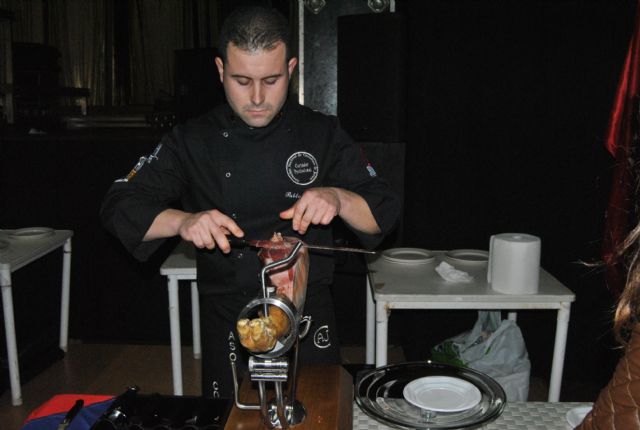Pablo Martínez, de Jumilla ganó el II concurso de Corte de Jamón, en San Javier - 1, Foto 1