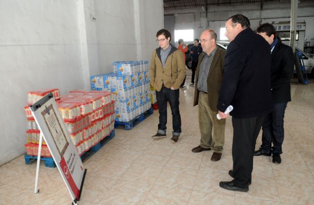 Alumnos de Medicina de la Universidad de Murcia donan el superávit del Congreso de Educación Médica para la compra de alimentos - 1, Foto 1