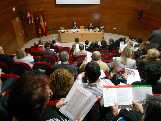 Educación edita la primera guía para los representantes municipales en los Consejos Escolares - 2, Foto 2