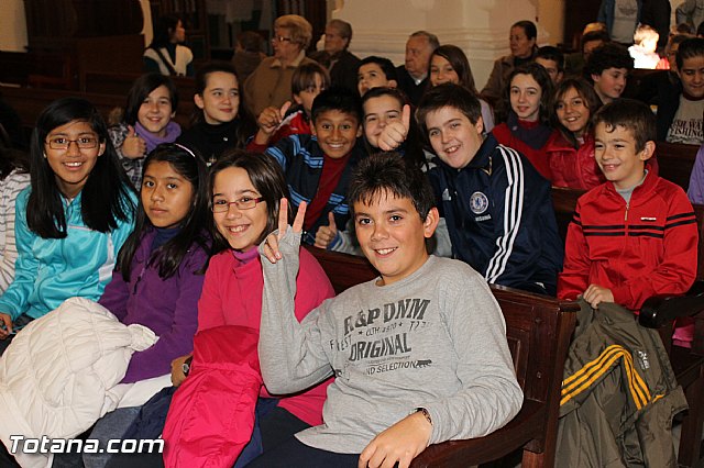 Alumnos de religin de diferentes colegios de de Totana asistieron a una misa en honor a Santa Eulalia - 10
