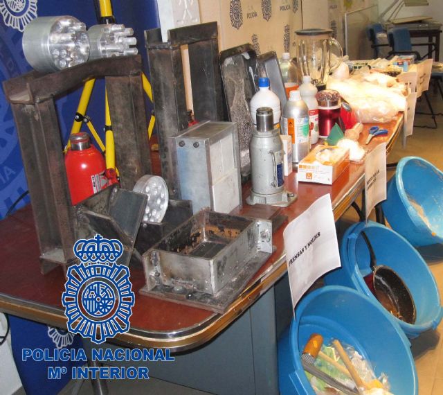 La Policía Nacional desmantela un laboratorio casero e interviene 4 kilogramos de cocaína - 1, Foto 1