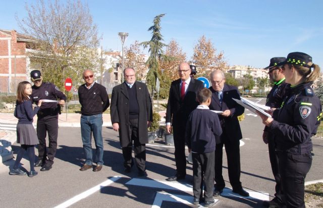 Más de 500 escolares participan en las Jornadas de Educación Vial del nuevo Parque de Tráfico de Caravaca - 1, Foto 1
