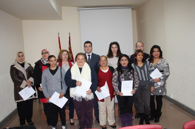 Clausurado el taller de iniciación a la costura dirigido a desempleados del municipio - 2, Foto 2