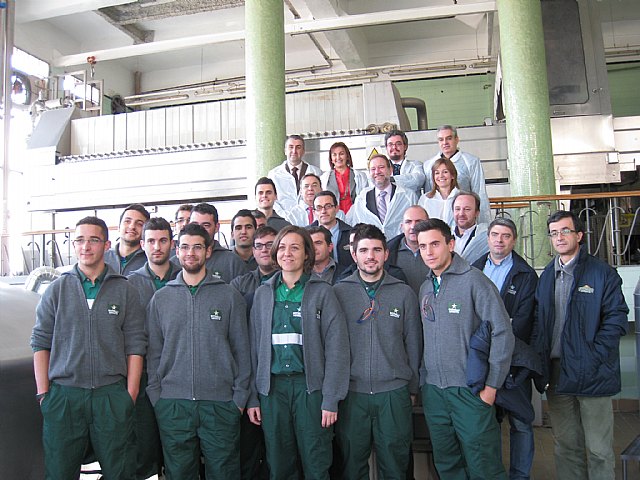 La primera promoción de alumnos de la FP Dual comienza su formación en la empresa - 1, Foto 1