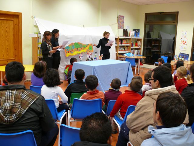 Cerca de 30 niños participan en el Taller Creativo 4 Patas - 2, Foto 2