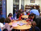 Cerca de 30 niños participan en el Taller Creativo 4 Patas