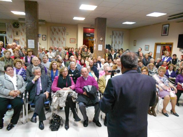 El Centro de Mayores de La Fama inaugura su Belén - 2, Foto 2