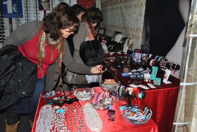 El Alcalde inauguró ayer la II Feria del Comercio y la Gastronomía de San Javier que abre todo el fin de semana en la carpa del Parque Almansa - 2, Foto 2