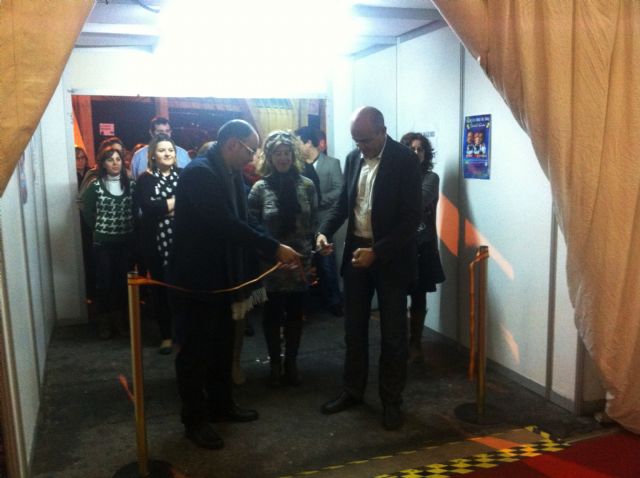 El Alcalde inauguró ayer la II Feria del Comercio y la Gastronomía de San Javier que abre todo el fin de semana en la carpa del Parque Almansa - 3, Foto 3