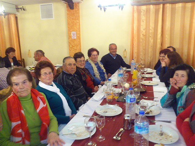 Cena de Navidad de la Asociacin “Amas y Amos de casa Igual-da” de la pedana del Paretn - 25