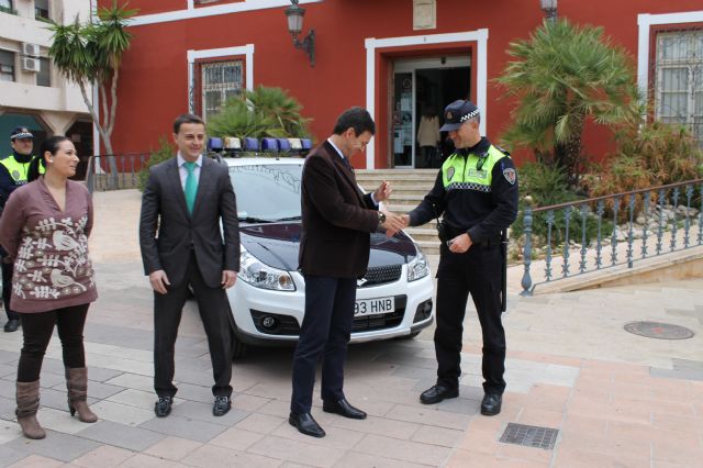 El Ayuntamiento dota con dos nuevos vehículos de bajo consumo a Policía Local y Protección Civil, Foto 3