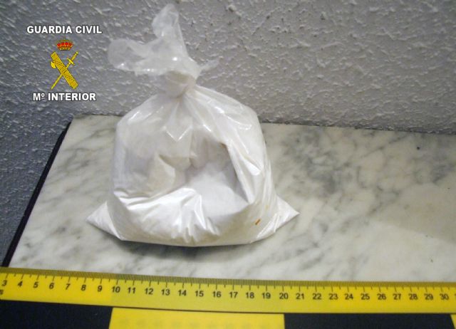 La Guardia Civil desarticula en Águilas una red internacional de tráfico de cocaína - 2, Foto 2