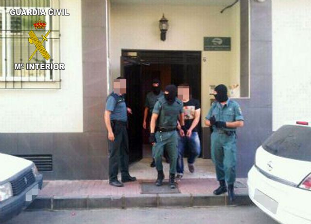 La Guardia Civil desarticula en Águilas una red internacional de tráfico de cocaína - 5, Foto 5