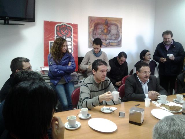 La Agrupación Socialista Lorquina celebra su tradicional desayuno navideño con los medios de comunicación - 1, Foto 1