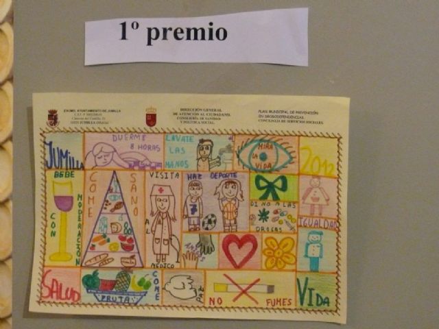 Entregan los premios del concurso de dibujo Prevención del Consumo de Drogas y Hábitos de vida Saludable - 2, Foto 2