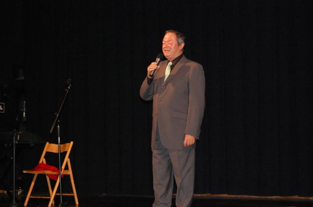 El Cine Teatro IV Centenario de Alguazas asiste a un espectacular show de humor, copla y tango - 1, Foto 1