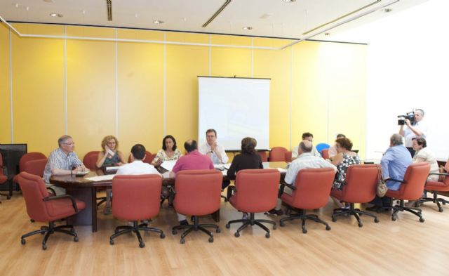 La oposición, en contra del proyecto de presupuestos - 1, Foto 1