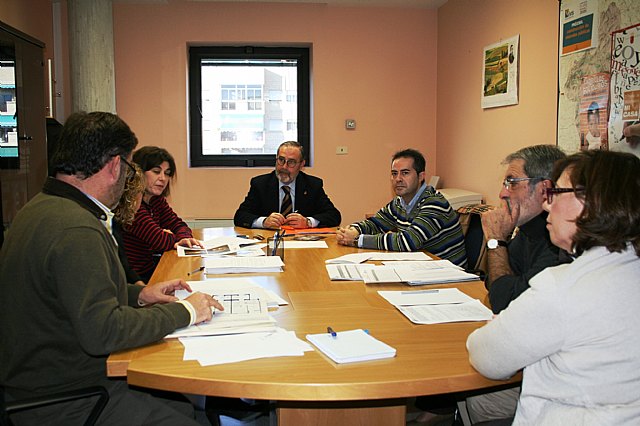 El Ayuntamiento de Lorquí y el IVS acuerda la permuta de cinco viviendas sociales por solares de propiedad municipal - 1, Foto 1