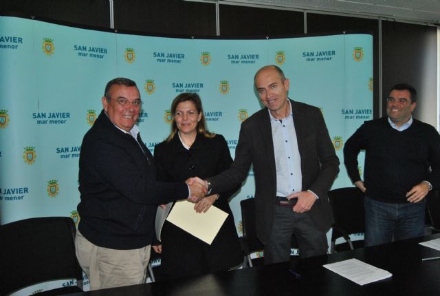 El Ayuntamiento firma convenios de colaboración con Cruz Roja Mar Menor Norte y la Asociación Músico-Cultural San Javier - 1, Foto 1