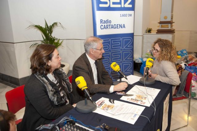 El Ayuntamiento recoge más de un centenar de juguetes con la campaña del Efesé - 1, Foto 1