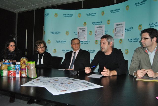 Las bibliotecas de San Javier asumen, de forma indefinida, el programa regional de entrega de alimentos Quitapesares - 1, Foto 1