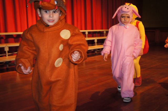 Los alumnos del iniciación musical de la Escuela Municipal de Música presentan sus trabajos interpretativos ante padres y familiares - 2, Foto 2