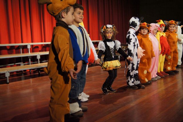 Los alumnos del iniciación musical de la Escuela Municipal de Música presentan sus trabajos interpretativos ante padres y familiares - 3, Foto 3