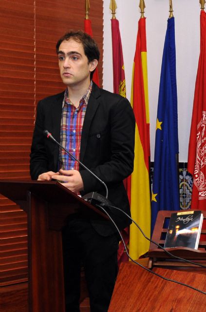 Sintecho, del malagueño Miguel Torres López de Uralde, gana el Vargas Llosa de novela 2012 - 4, Foto 4