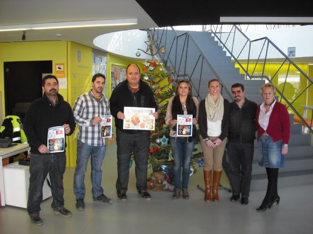 El Área Comercial Las Torres celebra la Navidad sorteando 2.000 euros y con un día de compras de lo más festivo - 1, Foto 1