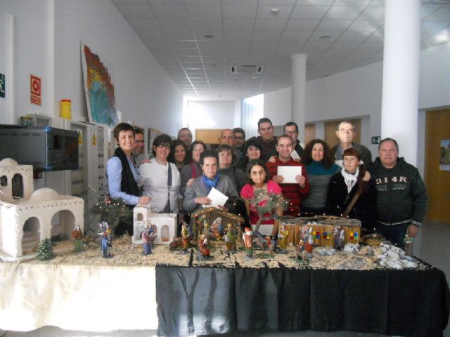 Christmas City officials congratulated users and teachers Occupational Center "Jos Moya" and Psychosocial Support Service, Foto 1