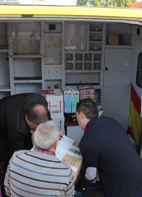 ASEMOL entrega a Cáritas Parroquial cerca de 400 kilos de alimentos para los más necesitados - 2, Foto 2