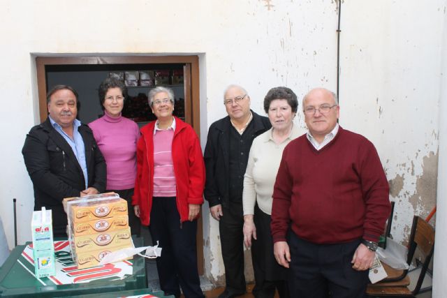 ASEMOL entrega a Cáritas Parroquial cerca de 400 kilos de alimentos para los más necesitados - 3, Foto 3
