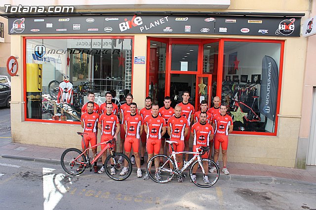 Presentacin equipo Club Ciclista Santa Eulalia - Bike Planet - 1